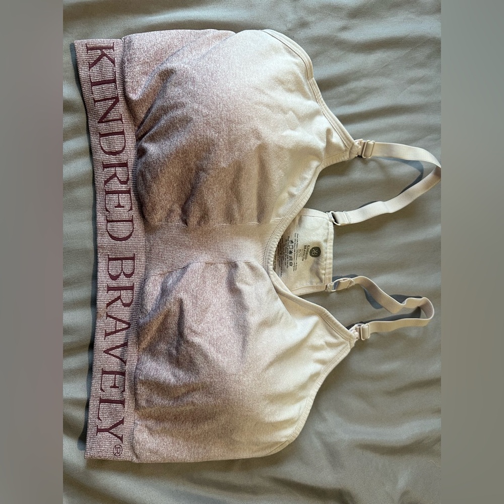 Kindred bravely sublime hands free nursing bra